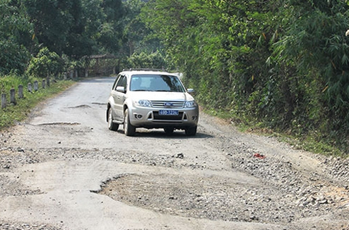 Dân mong sớm đầu tư QL27 qua Lâm Đồng